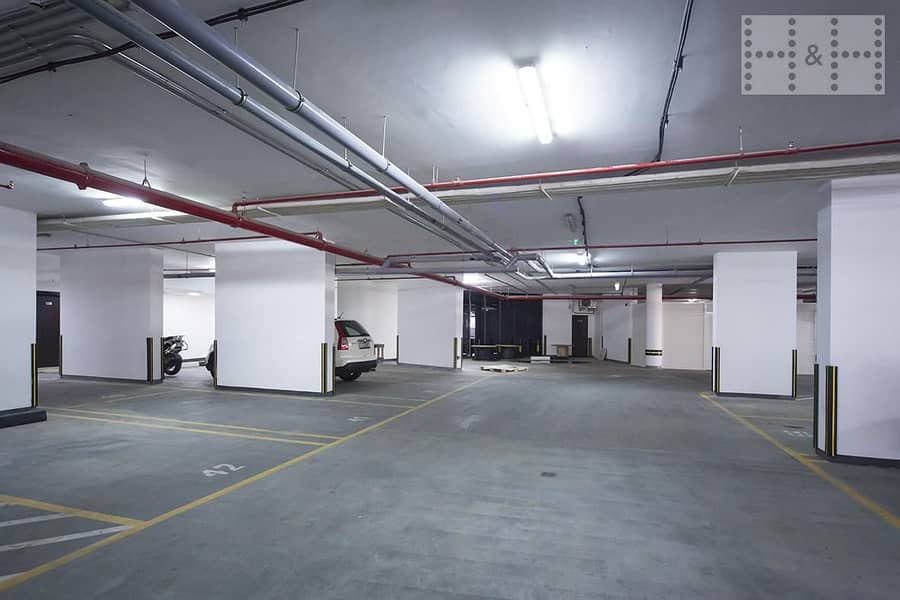 8 One Month Rent Free -Furnished Studio -12 Cheques