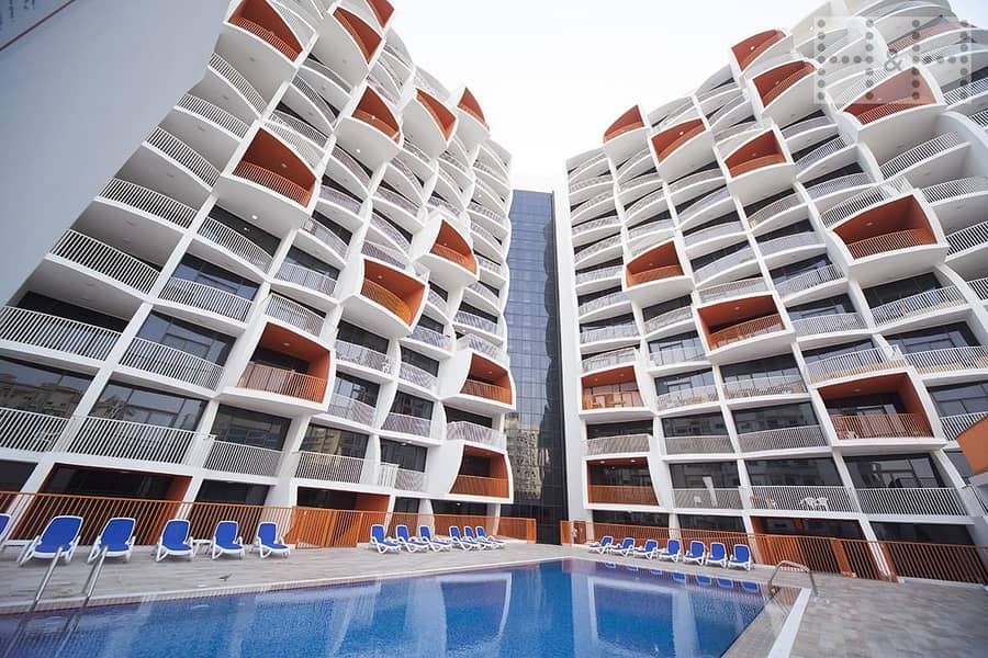 9 One Month Rent Free -Furnished Studio -12 Cheques