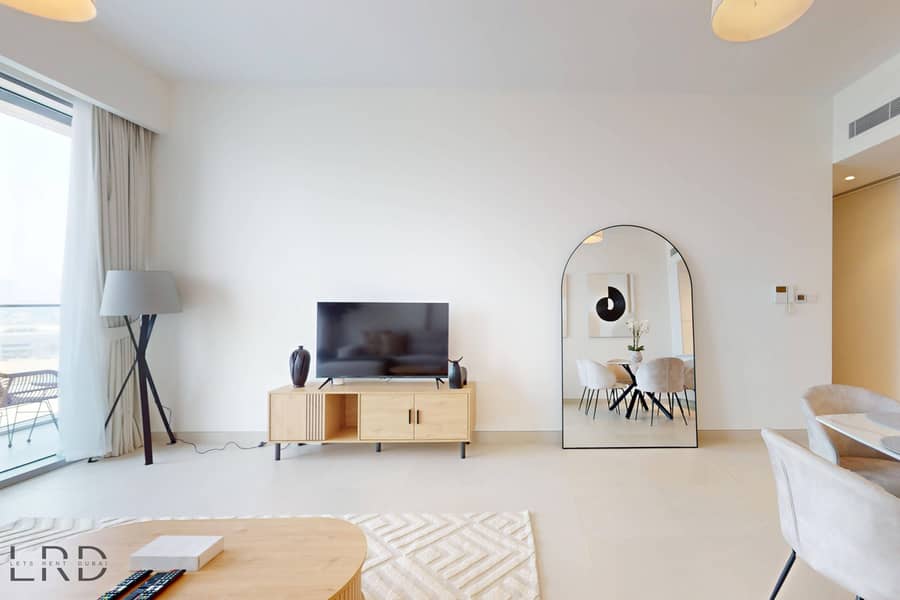 7 LRD-VACATION-HOMES-Canal-Front-Residence-9--06172025_084012. jpg
