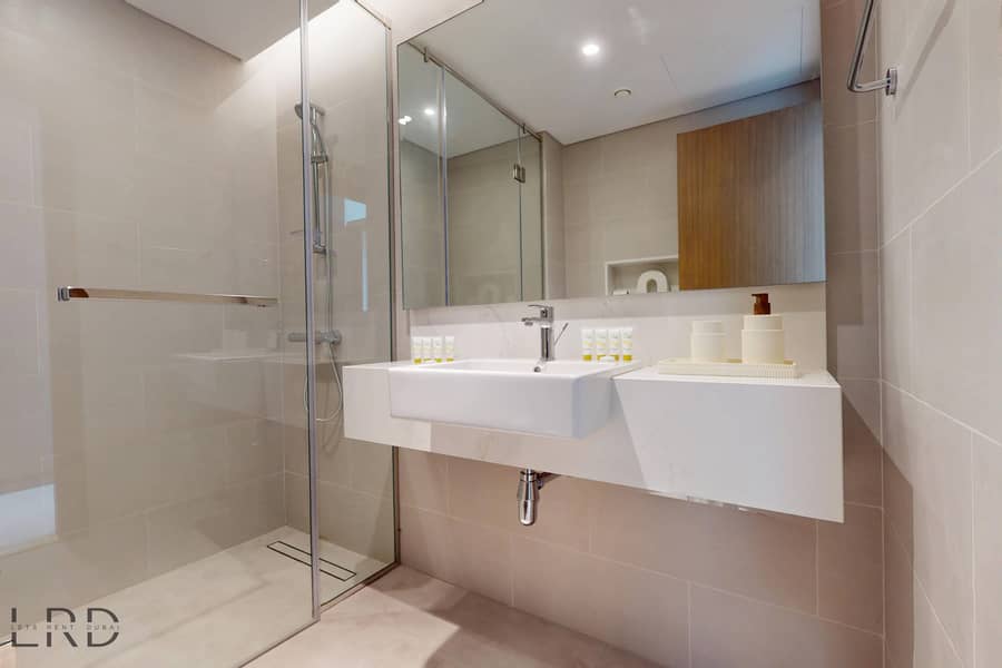 22 LRD-VACATION-HOMES-Canal-Front-Residence-9--06172025_100053. jpg