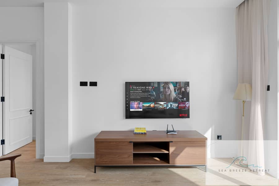 24 R6M24055. jpg