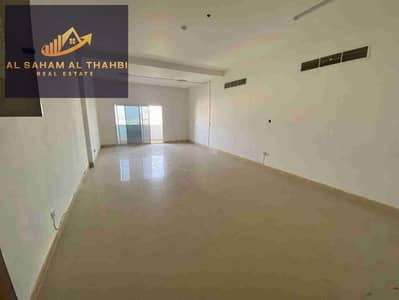 3 Cпальни Апартамент в аренду в Абу Шагара, Шарджа - 1000397601. jpg