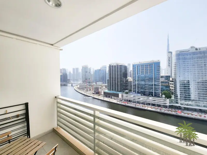Vacant | Huge 1BR | Burj Khalifa & Canal Views