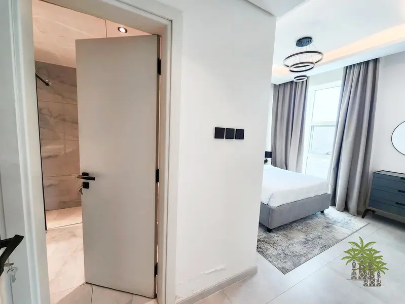 Vacant | Huge 1BR | Burj Khalifa & Canal Views