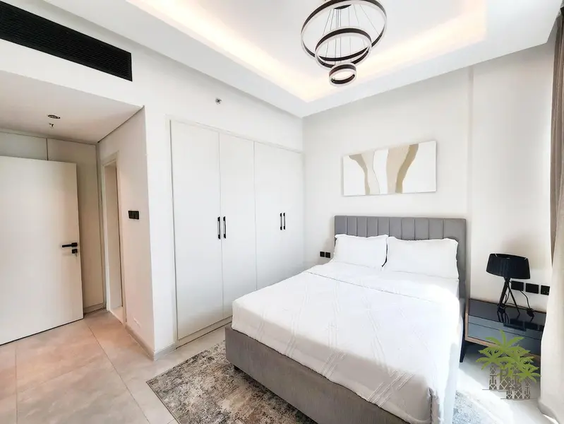 Vacant | Huge 1BR | Burj Khalifa & Canal Views