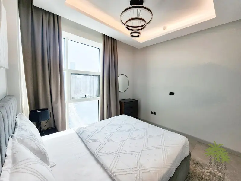 Vacant | Huge 1BR | Burj Khalifa & Canal Views