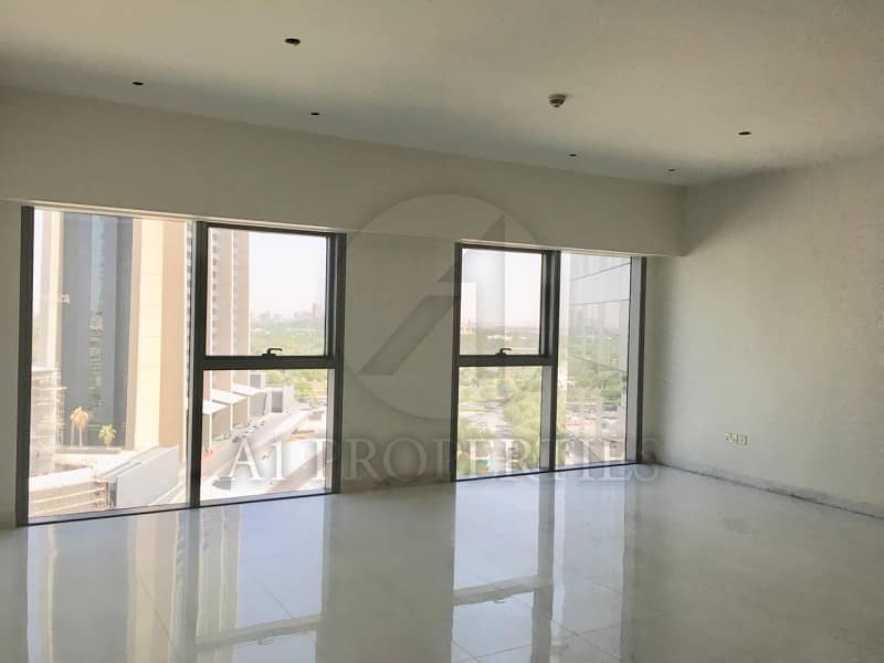 Spacious 1 Bedroom Apartment with DIFC View