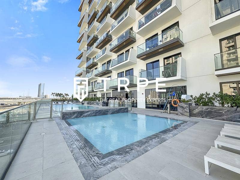 Middle Floor | Vacant | Prime Location Middle Floor | Vacant | Prime Location