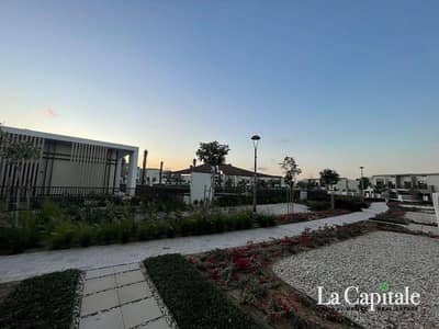 迪拜乐园， 迪拜 4 卧室别墅待售 - 位于迪拜乐园，维拉诺瓦别墅区，紫罗兰别墅区，紫罗兰别墅1区 4 卧室的别墅 4100000 AED - 11945271