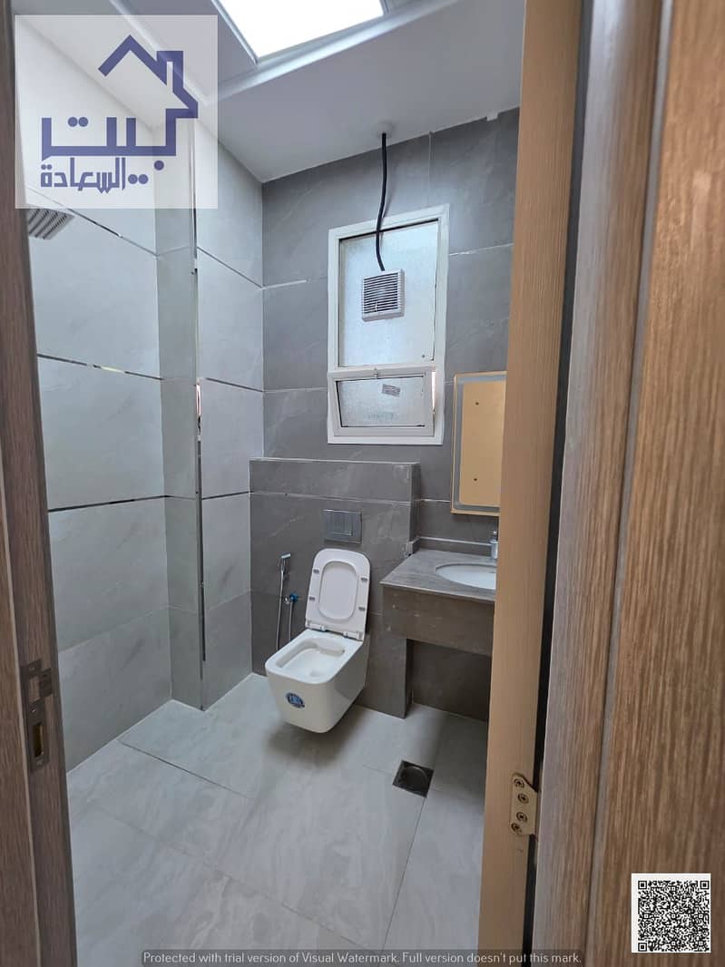 17 8e28b85f-9d4d-4051-be3e-bd7e7bc82ef4. jpg