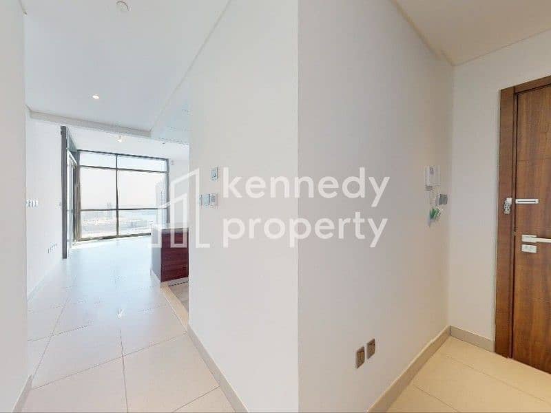 4 30c149f2-9b7b-447e-9fa0-fc913aa2cdf8-photo_2-entrance-view. jpg