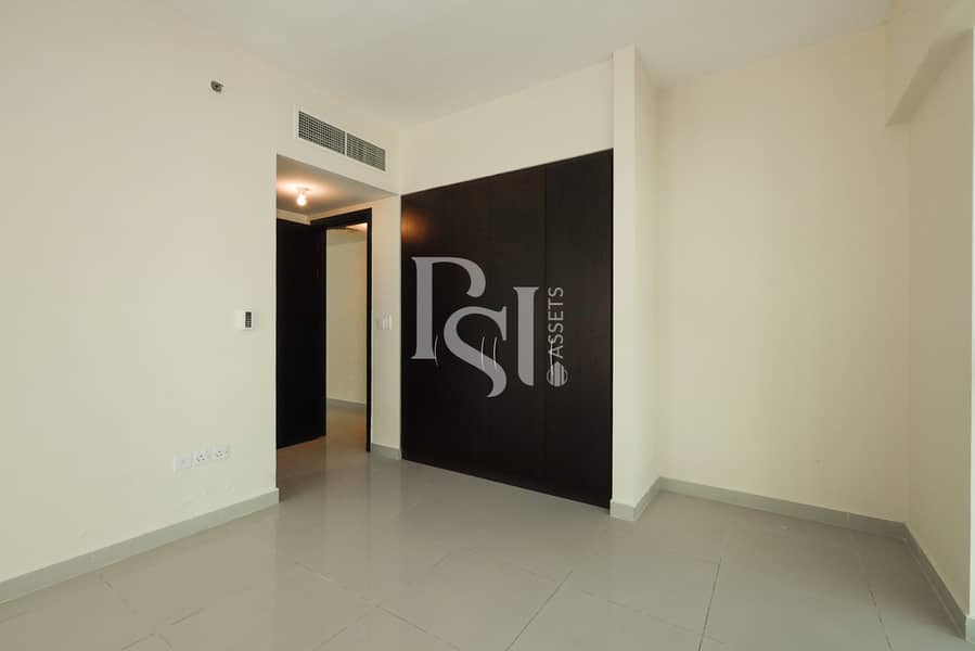 8 Tala-tower-marina-square-al-reem-island-abu-dhabi-bedroom (1). jpg