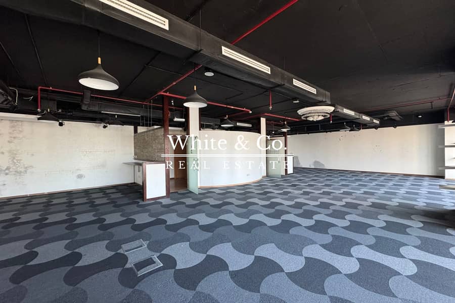 NEAR TO METRO | READY TO MOVE | 2 PARKING