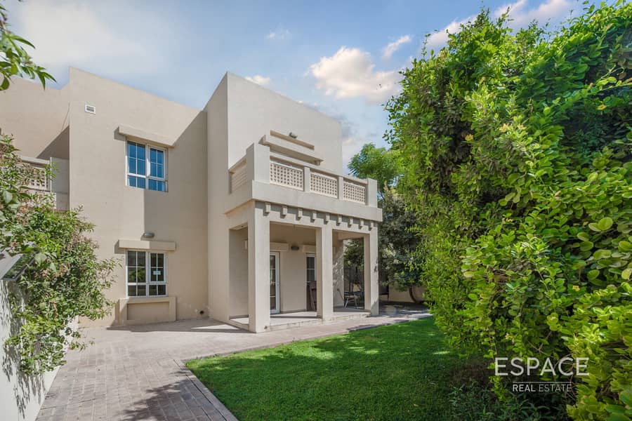 Corner Plot Type FE | Opp. Park and Pool Corner Plot Type FE | Opp. Park and Pool