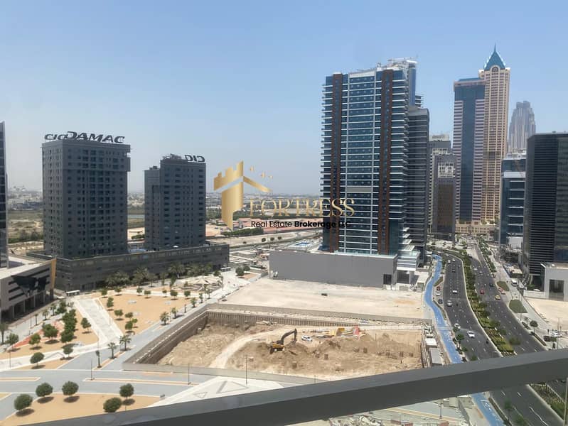 Panromantic views | Vacant | Low Floor Panromantic views | Vacant | Low Floor