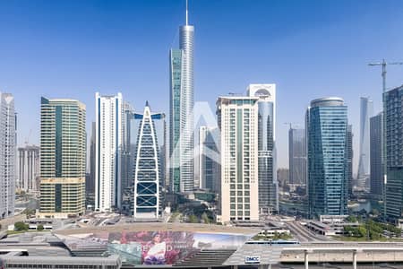 4 Bedroom Flat for Sale in Dubai Marina, Dubai - Modified 4BR Unit | Near Metro | Sheikh Zayed Rd