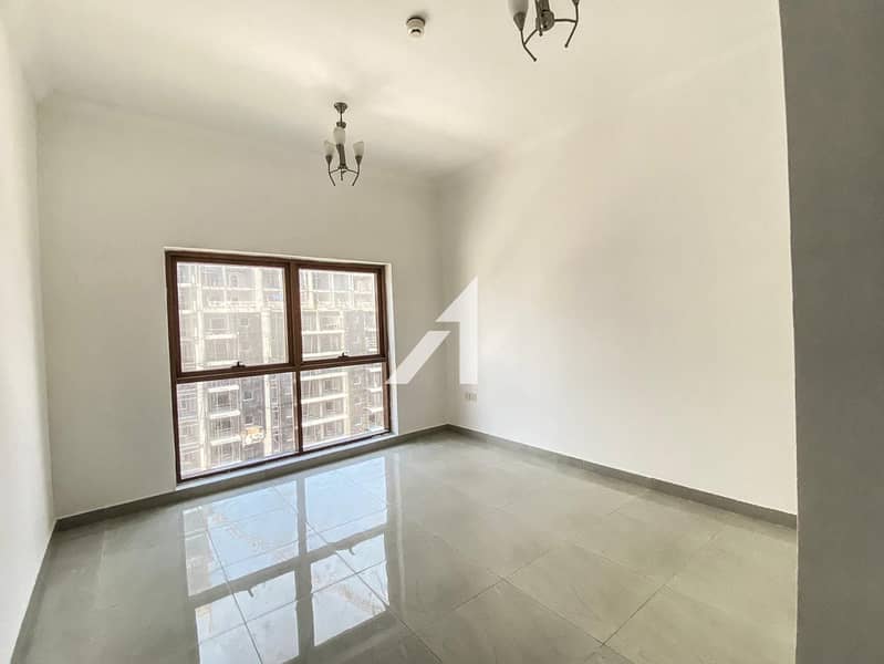 High Floor | Vacant | Balcony with Community View