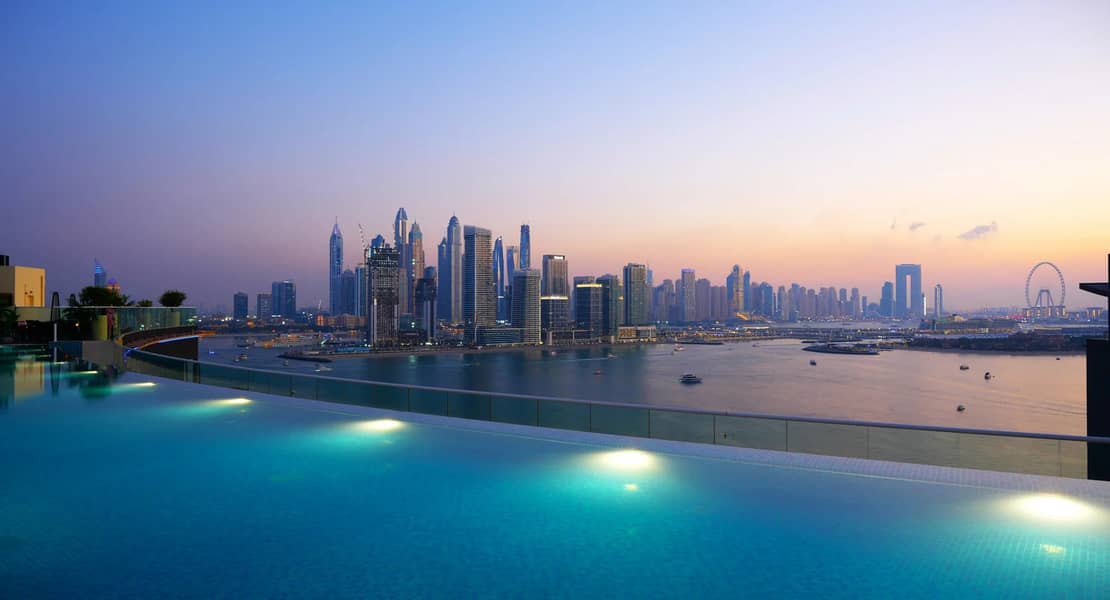 21 Infiniti Pool 1. jpg