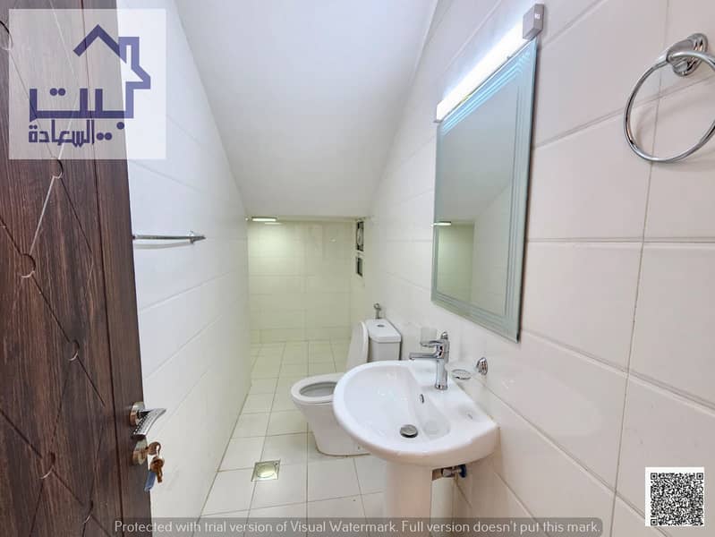 17 325afb39-9930-4dcd-812b-bff97cc4bcd7. jpg