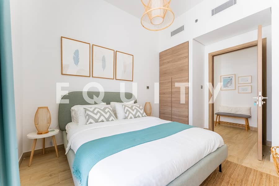 Vacant on Transfer | Furnished | Select Group Vacant on Transfer | Furnished | Select Group