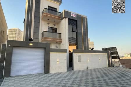 6 Bedroom Villa for Sale in Al Amerah, Ajman - batch_779416541-1066x800. jpg