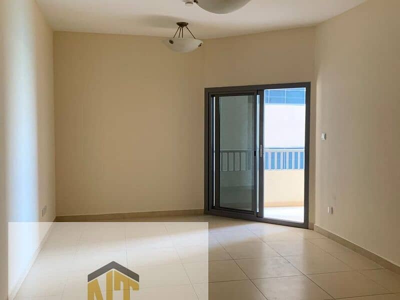 位于阿尔马扎尔街区 3 卧室的公寓 65000 AED - 11628358