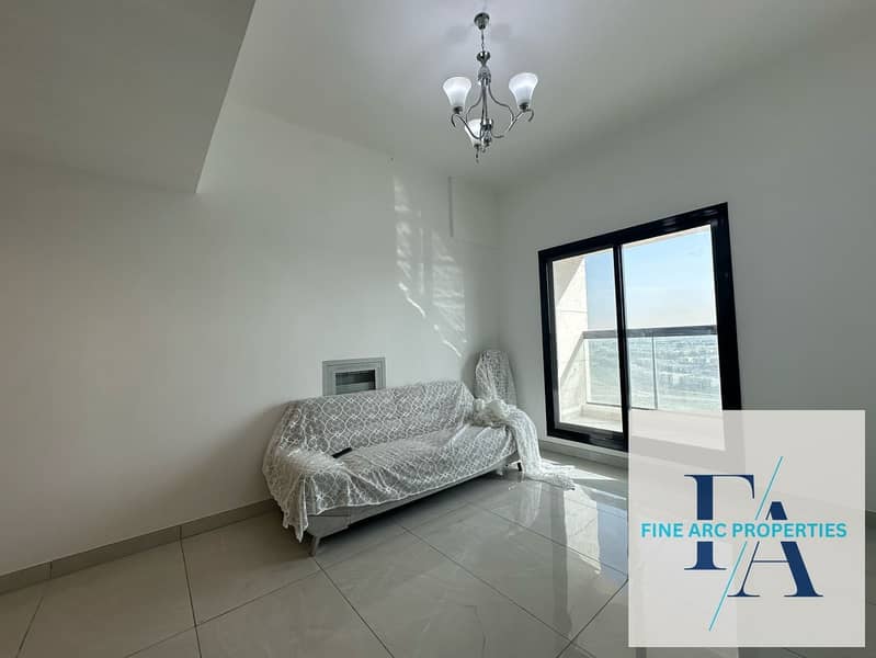 Ready To Move// Best Offer/Spacious unit