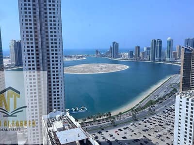 3 Bedroom Flat for Rent in Al Khan, Sharjah - "An apartment with 3 bedrooms, a large living room, and four bathrooms, including a master bedroom with an en-suite bathroom, in Al-Taawun, Al-Saad