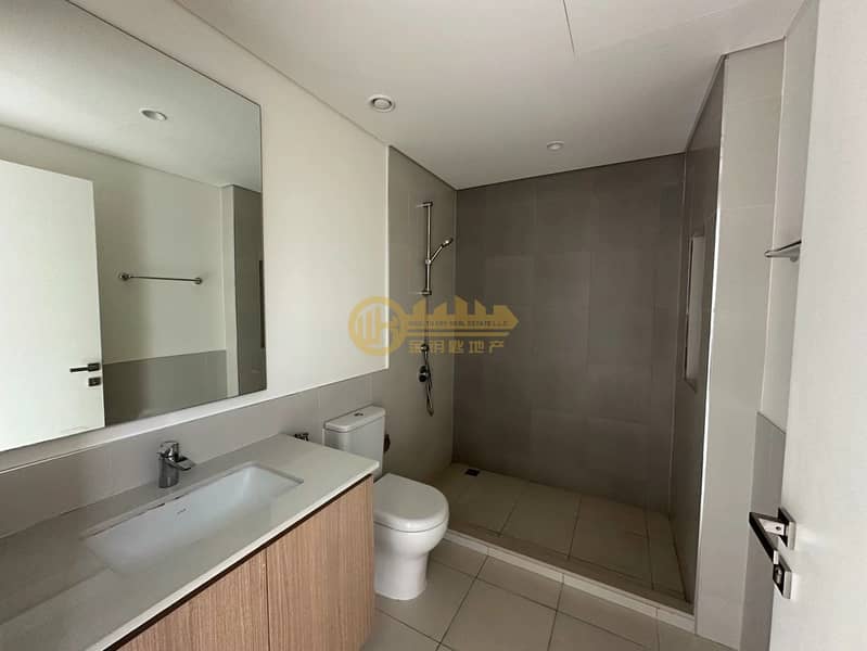 4 d5bd058c-ee90-489c-bb62-b6b1ff1dd399. JPG