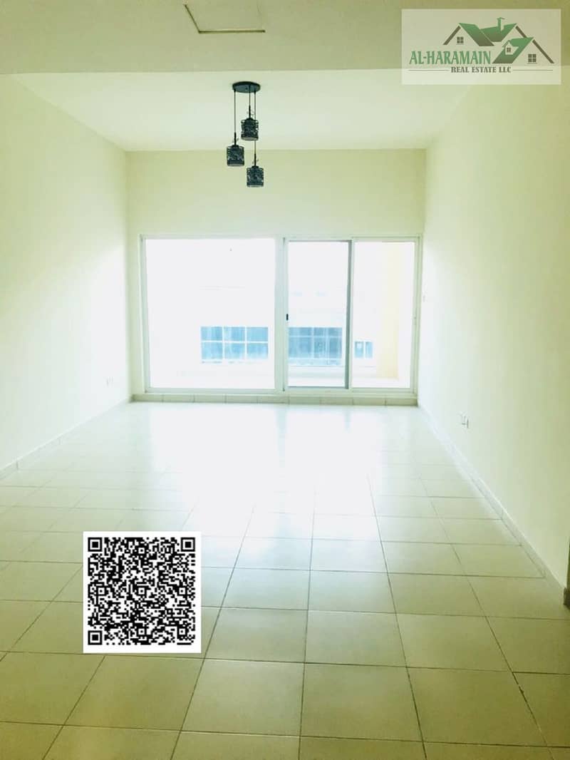 10 Hall. jpg