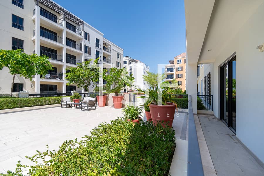 31 Unit112-B5,-LaCote-31. jpg