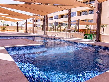 7 Ghalia_4x3-7. jpg