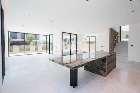 5 Bedroom Villa for Sale in Tilal Al Ghaf, Dubai - Corner End Unit || Park View || Ready & Vacant