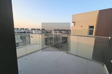 5 Bedroom Villa for Sale in DAMAC Hills 2 (Akoya by DAMAC), Dubai - ChatGPT Image Jun 18, 2025 at 01_51_50 AM. png