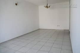 شقة واسعة للإيجار – 3 غرف وصالة | موقع مميز بالقرب من ديرة سيتي سنتر