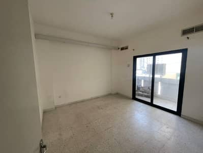 2 Cпальни Апартаменты в аренду в Абу Шагара, Шарджа - IMG-20250617-WA0389. jpg