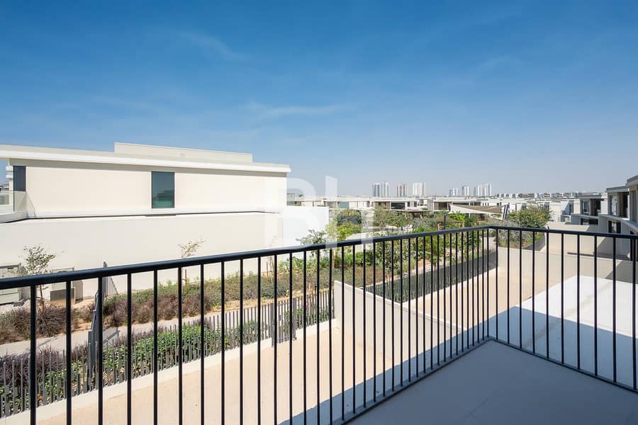 5BR plus Maid I Pool Location I Corner