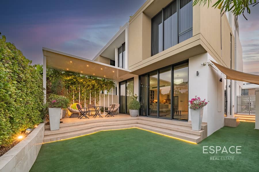 位于迪拜山庄,高尔夫树园社区 3 卧室的别墅 7650000 AED - 7428591 位于迪拜山庄,高尔夫树园社区 3 卧室的别墅 7650000 AED - 7428591