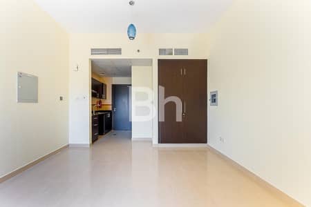 Studio for Rent in Sheikh Zayed Road, Dubai - 15 Days Rent Free| Unfurnished |Near Train Station