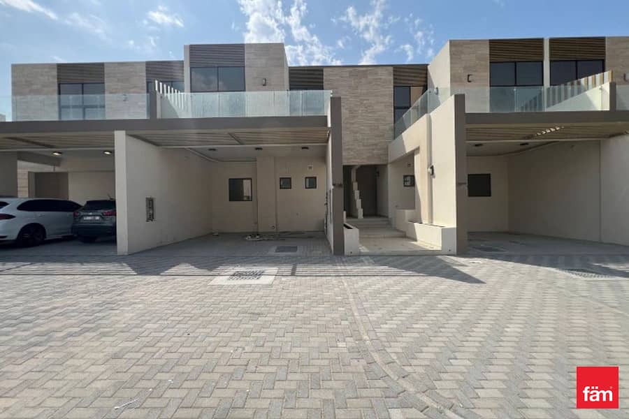 UNFURNISHED | READY | PET FRIENDLY UNFURNISHED | READY | PET FRIENDLY