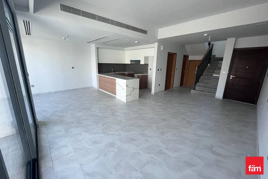 3BR TOWNHOUSE FOR SALE I LA ROSA I VILLANOVA 3BR TOWNHOUSE FOR SALE I LA ROSA I VILLANOVA