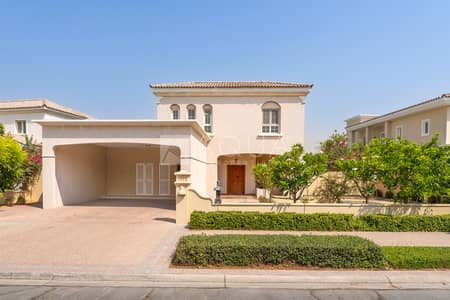4 Bedroom Villa for Rent in Arabian Ranches, Dubai - Well Maintained | Huge Plot | Near Pool