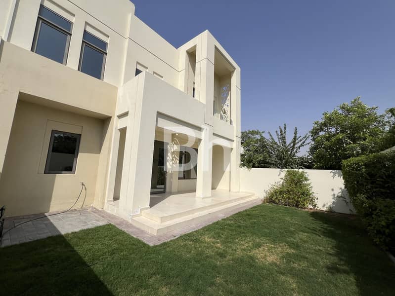 Opposite Pool and Park | Single Row | Vacant Opposite Pool and Park | Single Row | Vacant