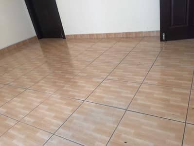 محل تجاري  للايجار في المدينة العالمية، دبي - wgpcOmRFK20NtuwmhxOj6N4n43oQD17ql1MxRnNV. jpg