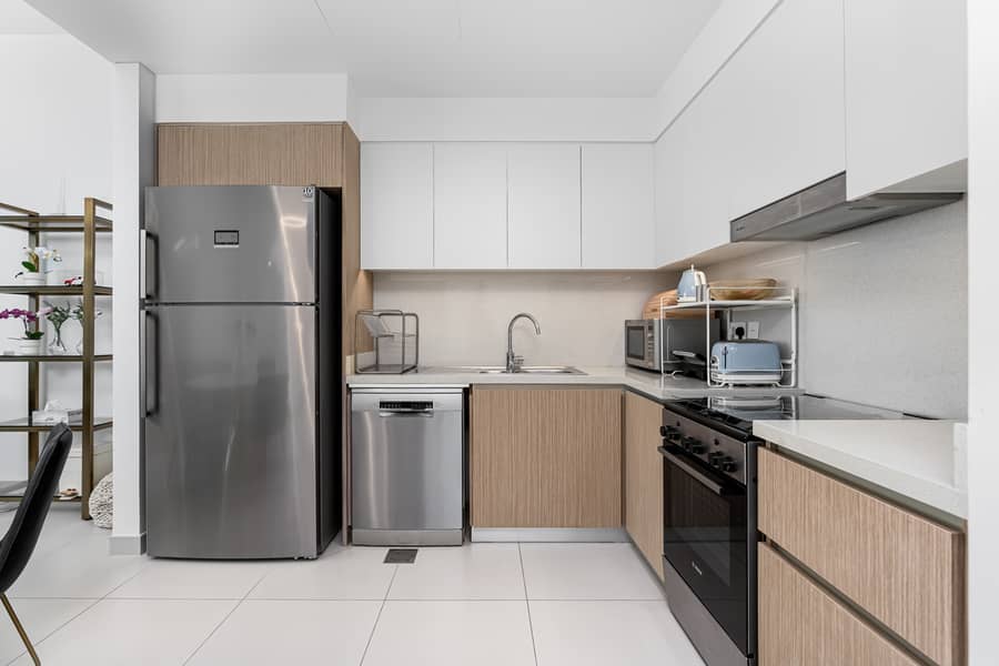 4 Full Kitchen (8). jpeg
