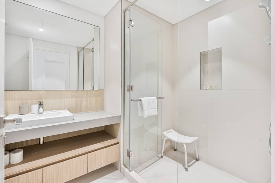 9 Bathroom 2 (1). jpeg