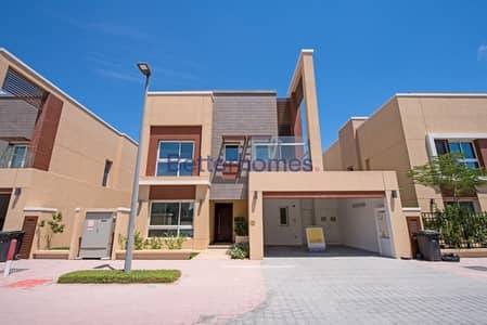 Type 4| 4 Bed+Study+Maids |Close to Pool Type 4| 4 Bed+Study+Maids |Close to Pool