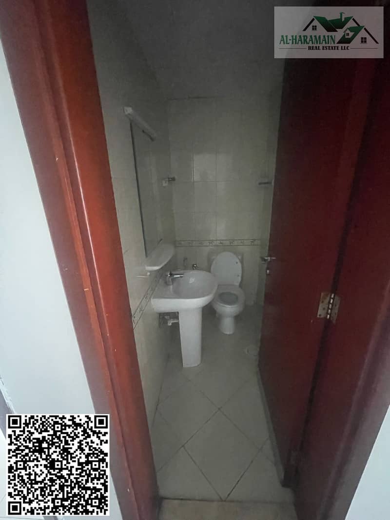 6 31efddf9-393c-4b13-a499-6d149832b2d1. jpg