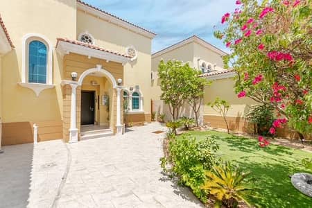 3 Bedroom Villa for Rent in Jumeirah Park, Dubai - Large Plot | Family Friendly Living | Top Location