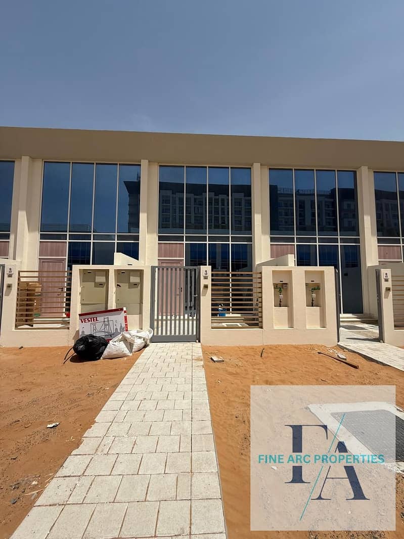 Таунхаус в Дубайлэнд,Рукан,Рукан 3, 1 спальня, 80000 AED - 11777422 Таунхаус в Дубайлэнд,Рукан,Рукан 3, 1 спальня, 80000 AED - 11777422